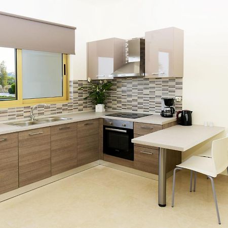 Stelia Luxury Apartments Kalavárda Buitenkant foto