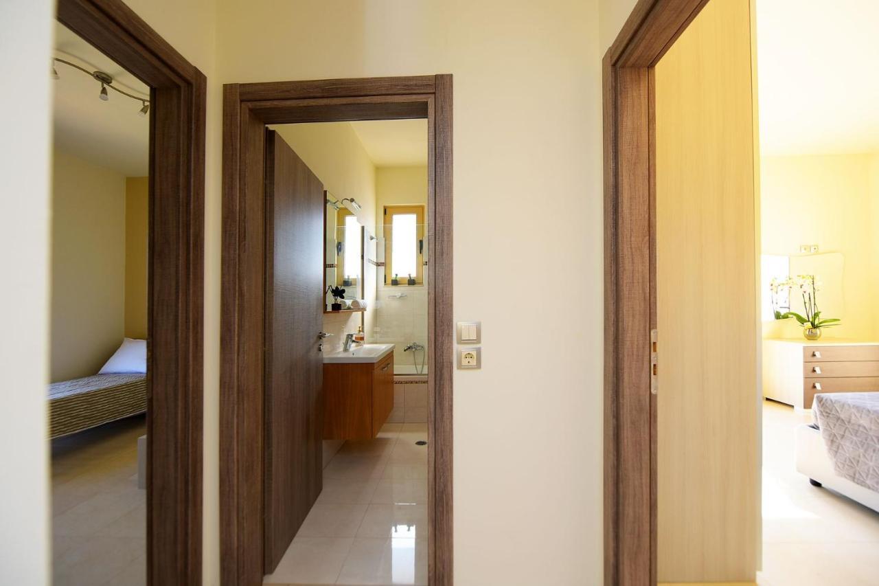 Stelia Luxury Apartments Kalavárda Buitenkant foto