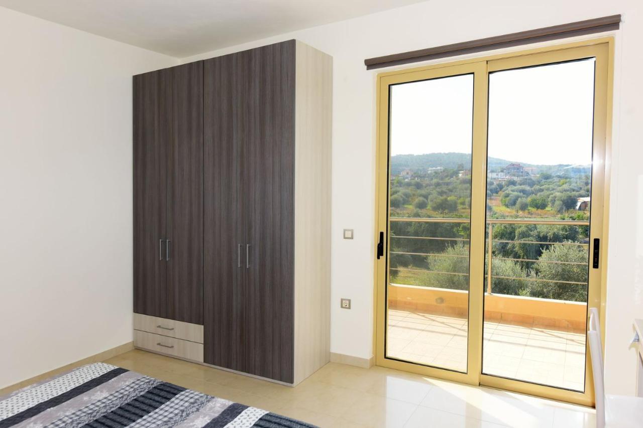 Stelia Luxury Apartments Kalavárda Buitenkant foto