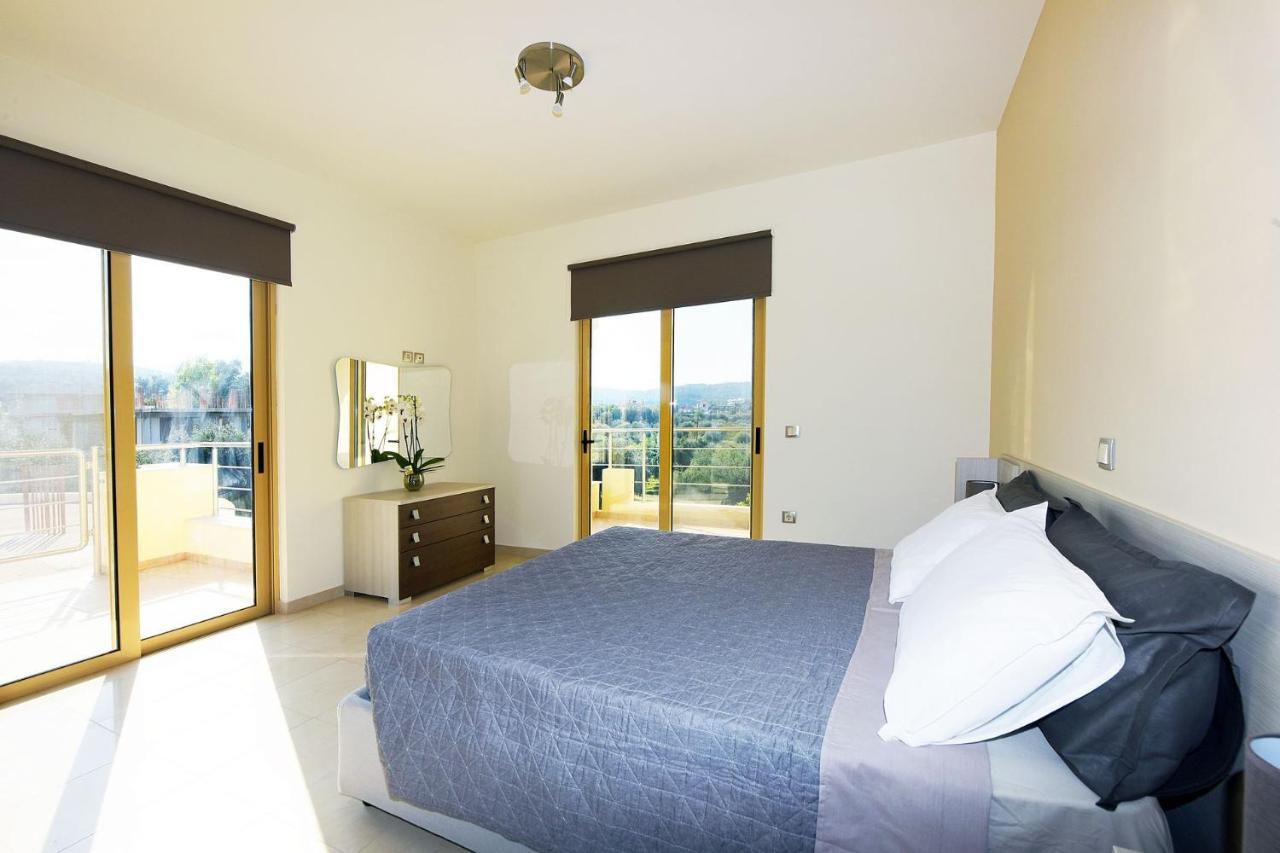 Stelia Luxury Apartments Kalavárda Buitenkant foto
